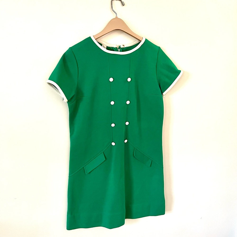 Vintage Mod Kelly Green Shift Dress with White Trim